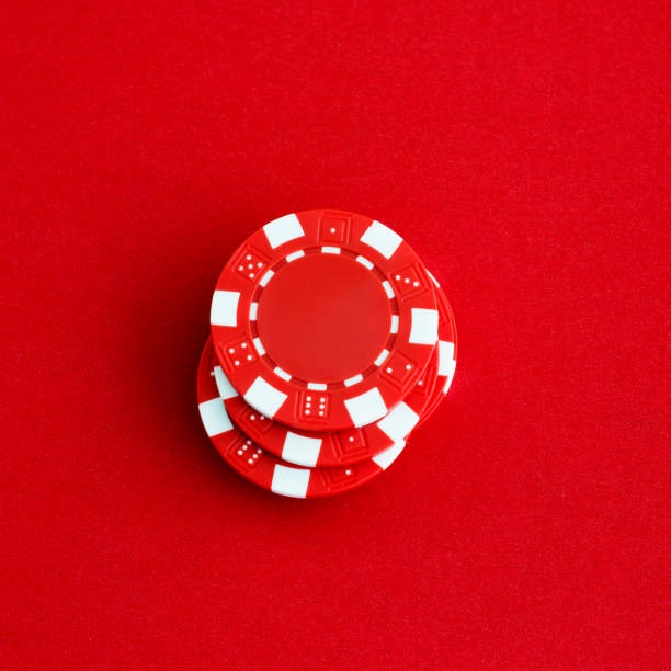Live Casino Hold'em table at nusabet88 link with dealer and community cards displayed
